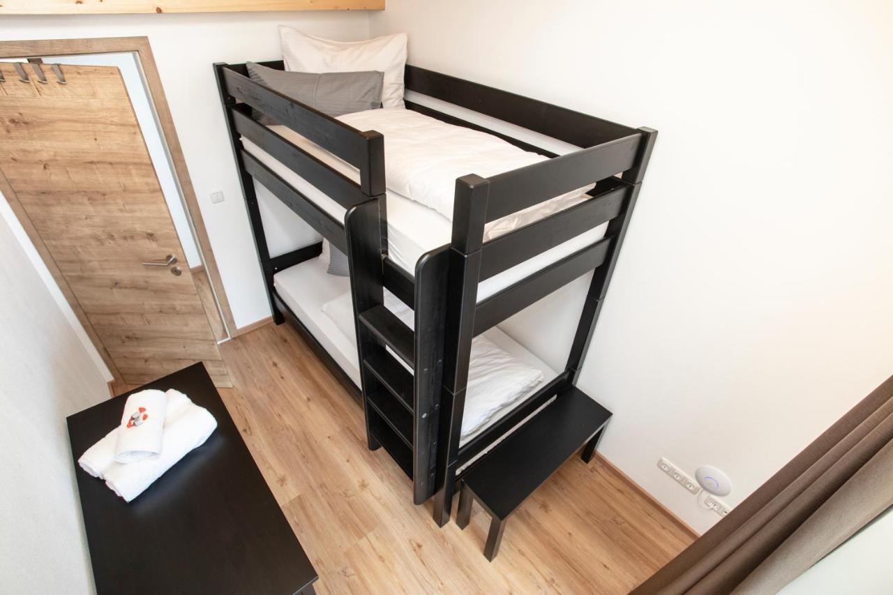 Ferienwohnungen "Zur Wally", Apartment Sauba Garmisch-Partenkirchen Esterno foto
